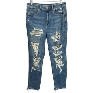 American Eagle Mom Jean Stretch Heavily Distressed size 6